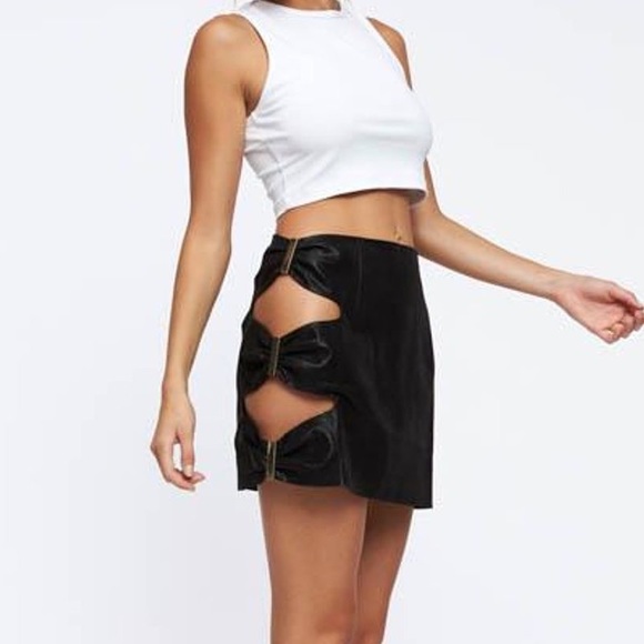 NEW Women’s Lioness Sorry Not Sorry Mini Skirt Cutout - BLACK CROC Size XS - Picture 1 of 7